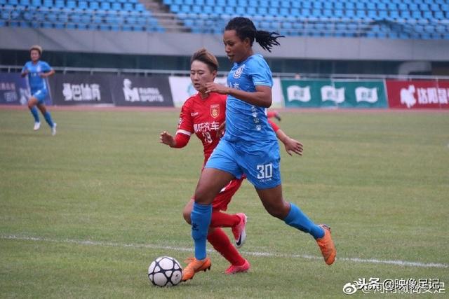 亚沙会女子沙滩排球上演“三国杀”：中国惜败泰国，日本横扫晋级