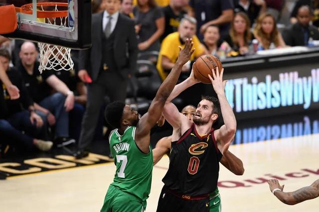 赵继伟10+9辽宁胜山西 邹雨宸18+11北控负浙江